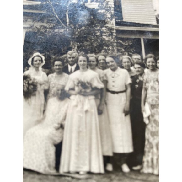 Vintage Black & White Wedding Photograph Large Family 1920s - Picture 10 of 15
